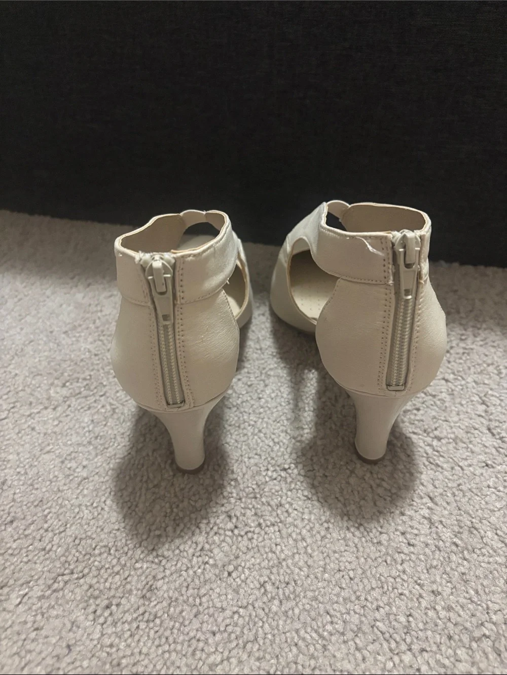 Life Stride Ivory Cutout Pointed-Toe Heels